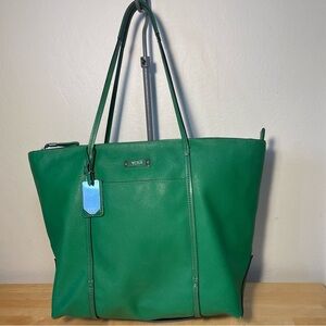 Tumi Villa Q Tote Bag Green leather